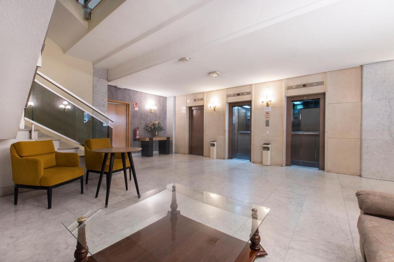 Juan Bravo Apartamento A Estrenar Con Piscina Madrid Exteriör bild