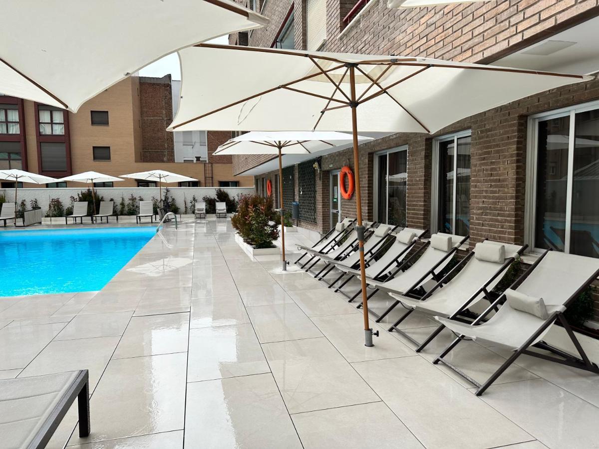 Juan Bravo Apartamento A Estrenar Con Piscina Madrid Exteriör bild