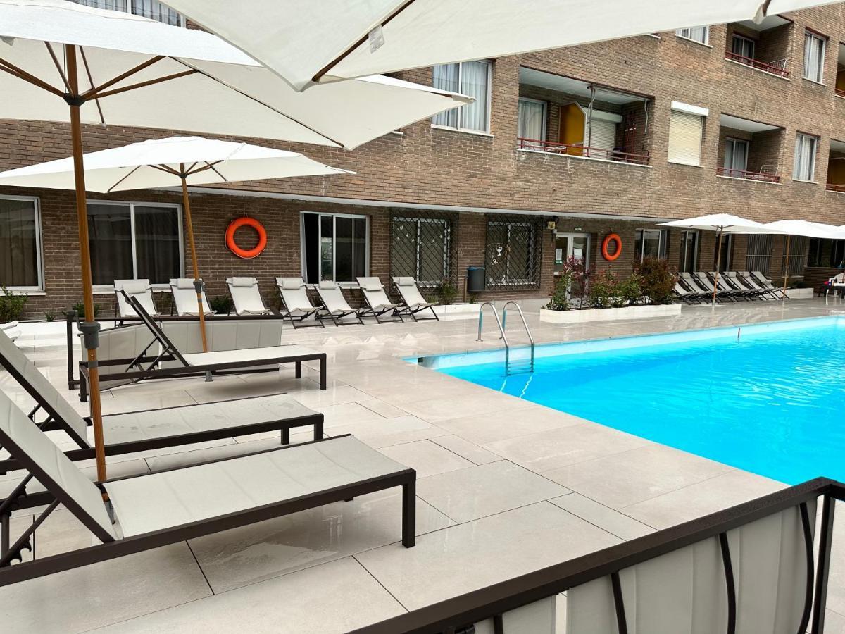 Juan Bravo Apartamento A Estrenar Con Piscina Madrid Exteriör bild